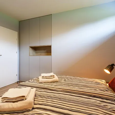 Apartman Na Golfu Celadna Exterior photo