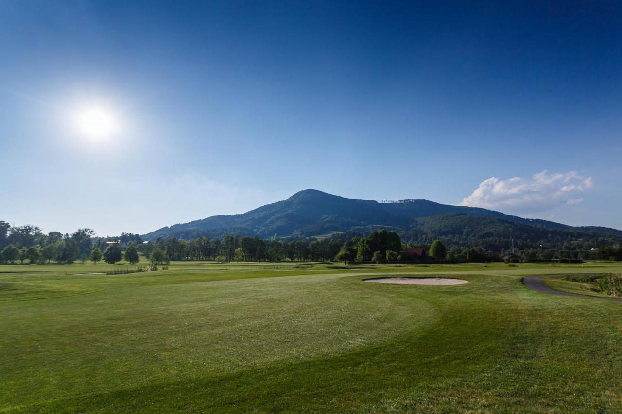 Na Golfu